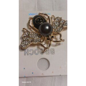 Lovely Dark gray bead Bumble Bee Brooch with rhinestones and black body